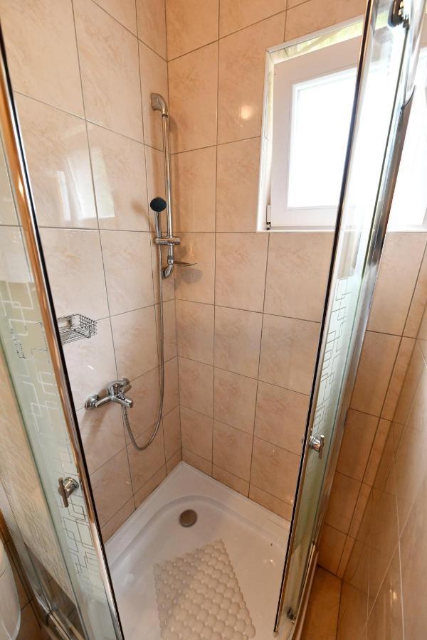 Apartments Alan Saborsko Ngoại thất bức ảnh